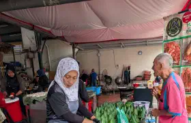 Tempel, Moscheen und Bananenblätter