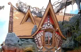 Crazy House
