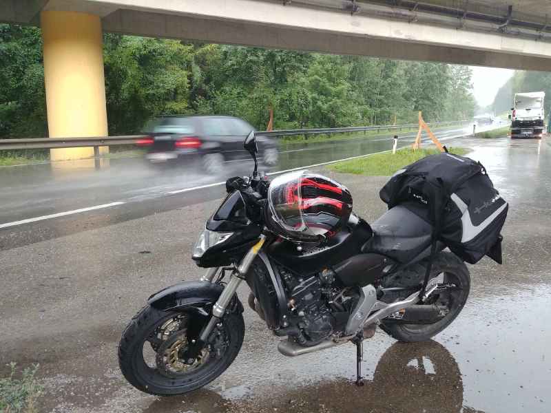 Ein nasser Tourstart
