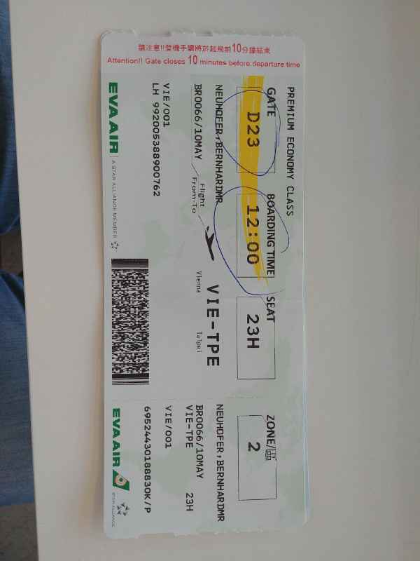 Warten am Gate und im Flugzeug