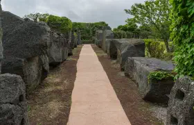 Jeju Stone Park (제주돌문화공원)