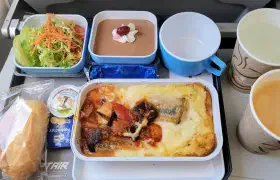 Zwei unterdurchschnittliche Flüge mit Egyptair